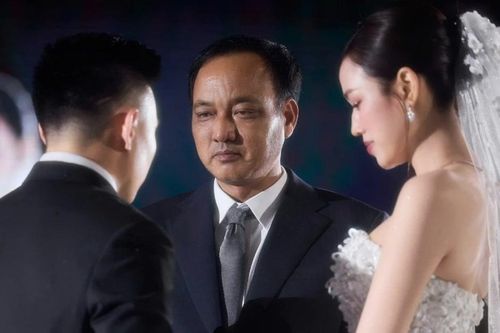 Doanh nhân Viết Vương thề nguyện nắm tay Đỗ Thị Hà đến hết cuộc đời