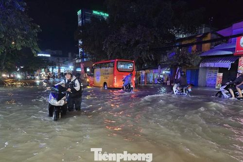 Cần Thơ ngập kỷ lục mới
