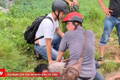 Bắt khẩn cấp đối tượng chém 2 người và chống người thi hành công vụ