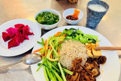 Người Việt ăn quá ít rau, thích thực phẩm chức năng