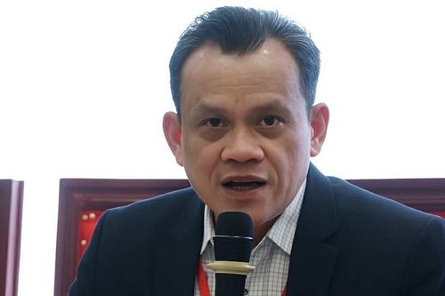 ĐH Y khoa Phạm Ngọc Thạch tính đưa sinh viên học dở dang sang Đức thi quốc gia