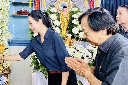 NSND Trịnh Kim Chi rùng mình nhớ câu nói của NSƯT Minh Hoàng qua đời ở tuổi 53