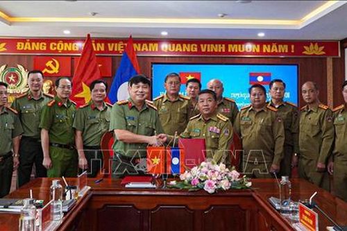 Xây dựng biên giới Việt - Lào hòa bình, hữu nghị và phát triển