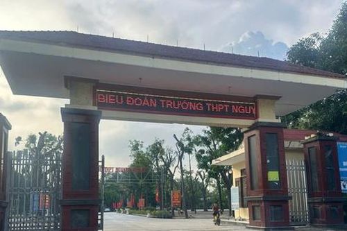 Học sinh thi trượt vẫn được vào lớp 10: Hiệu trưởng lên tiếng