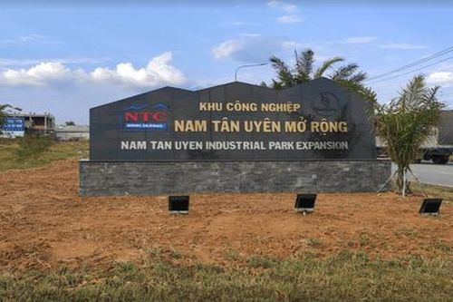 Sắp chuyển sang HoSE, Nam Tân Uyên báo lãi lớn hiếm có