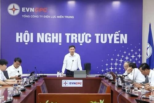 Điện lực miền Trung chủ động ứng phó bão số 12
