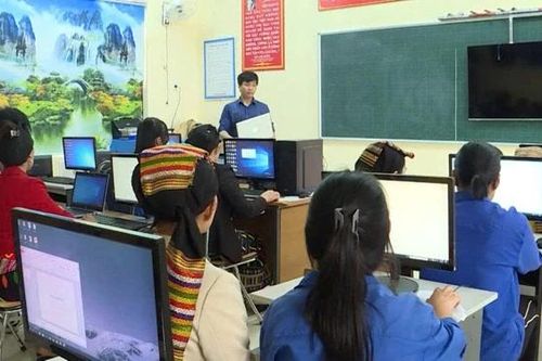 Phong trào 'Bình dân học vụ số': Giải pháp quan trọng thúc đẩy xây dựng xã hội số ở Thanh Hóa