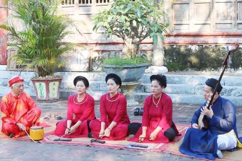 Những nông dân giữ nhịp phách ca trù