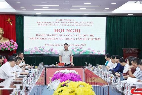 Đẩy mạnh phát triển khoa học, công nghệ, đổi mới sáng tạo và chuyển đổi số vận hành thông suốt bộ máy chính quyền địa phương 2 cấp