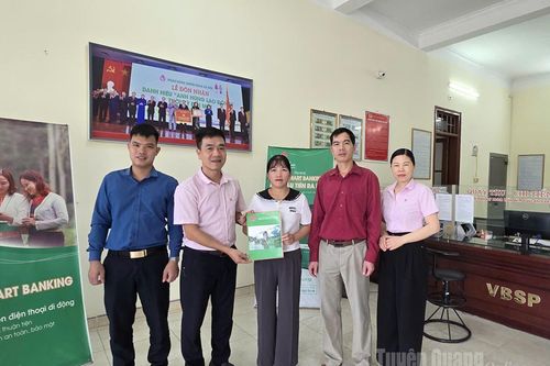 Đồng hành cùng học sinh, sinh viên