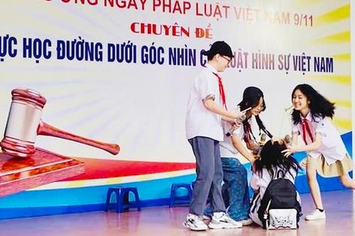 Bạo lực học đường không tự dưng mà có