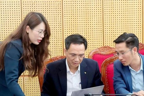 Kỳ họp thứ 29, Hội đồng nhân dân tỉnh Quảng Ninh Khóa XIV Thu hút, giữ chân nhân lực khoa học, công nghệ, đổi mới sáng tạo, chuyển đổi số