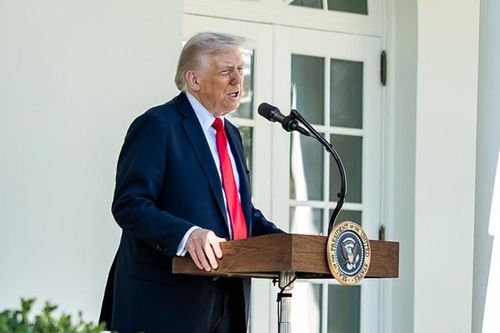 Tổng thống Trump: 'Bộ Tư pháp nợ tôi rất nhiều tiền'