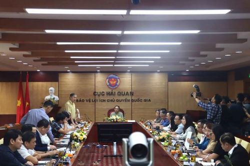 Tăng chế tài xử phạt và ứng dụng công nghệ trong đấu tranh chống hàng giả