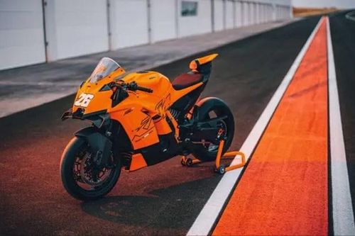 Mẫu xe mới của KTM khuấy đảo làng mô tô thể thao
