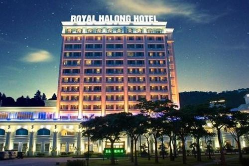 Quốc tế Hoàng Gia (RIC): Lỗ quý 3 xói mòn lãi 6 tháng, 9 tháng quay đầu lỗ 765 triệu đồng