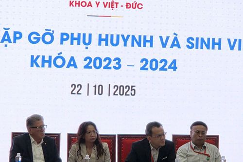 Chương trình học y quốc tế bị dừng đào tạo: Lãnh đạo trường nêu phương án xử lý