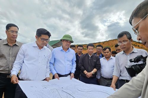 Từ vùng sạt lở đến khu tái định cư lại sạt lở: Lâm Đồng 'cầu cứu' chuyên gia