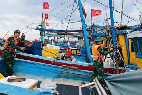 Thủ tướng yêu cầu Bộ Quốc phòng, Công an sẵn sàng lực lượng ứng phó bão Fengshen