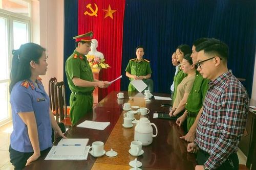 Bắt tạm giam cán bộ Phòng Kinh tế ở Lào Cai vì nhận hối lộ
