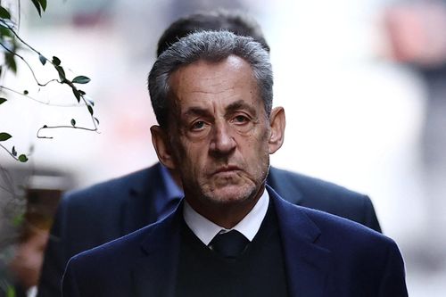 3 bạn tù bị bắt vì dọa giết cựu Tổng thống Sarkozy