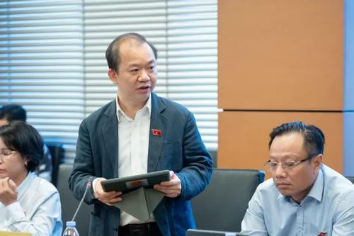 Đại biểu Quốc hội đề nghị cần thực hiện cơ chế đặt hàng nhiệm vụ đối với các cơ quan báo chí