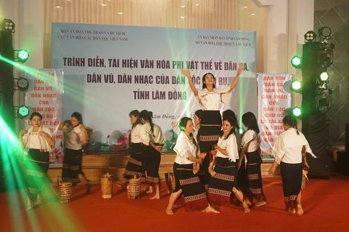 Để dân ca, dân vũ dân tộc Chu Ru ngân vang giữa đại ngàn