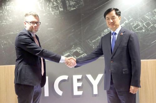 Đồng chí Nguyễn Duy Ngọc thăm và làm việc tại Quỹ Đổi mới sáng tạo SITRA và Công ty Công nghệ vũ trụ ICEYE