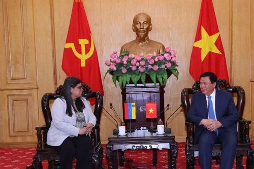 Học viện Chính trị quốc gia Hồ Chí Minh thúc đẩy hợp tác về đào tạo, nghiên cứu và trao đổi học thuật với Venezuela