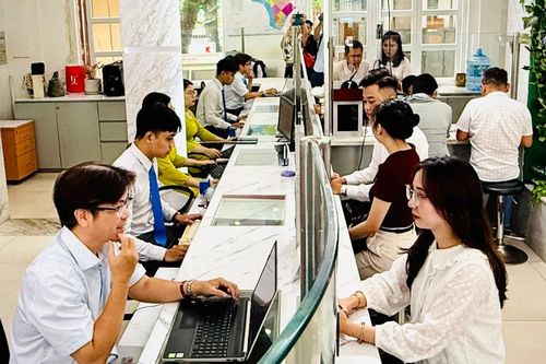 Thành phố Hồ Chí Minh: Sắp xếp lại cán bộ cho phù hợp với thực tiễn