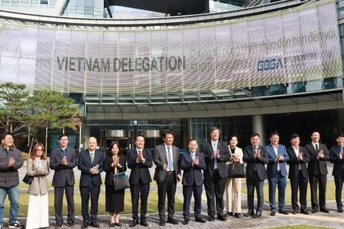 Đoàn công tác Bộ Công an Việt Nam thăm, làm việc tại Thung lũng Công nghệ cao Pangyo, Hàn Quốc