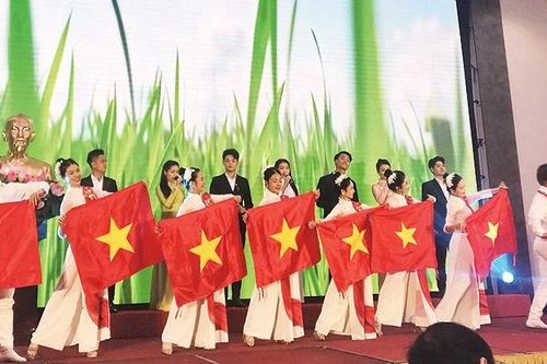 Làm gì để phát huy chất xám văn nghệ sĩ Thủ đô?