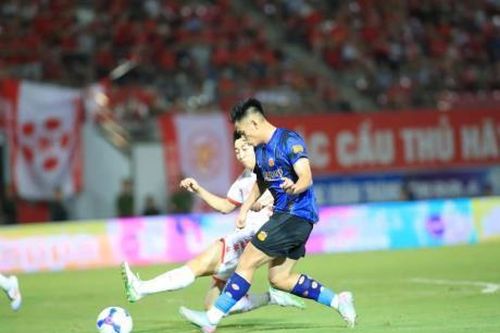 HAGL lâm nguy: Khôn đâu đến trẻ?