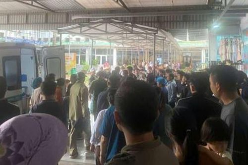Người đàn ông vào bệnh viện dùng hung khí tấn công khiến nhiều người bị thương