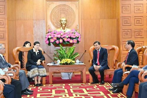 TPHCM và Lào thúc đẩy hợp tác báo chí