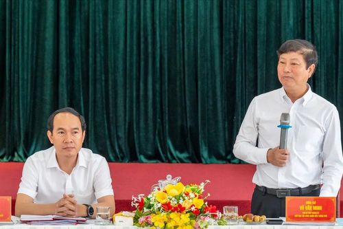 Kiến nghị giao tổng biên chế chung cho cấp xã từ năm 2026