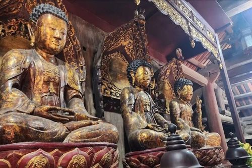 Lựa chọn hiện vật lập hồ sơ đề nghị công nhận bảo vật quốc gia năm 2025