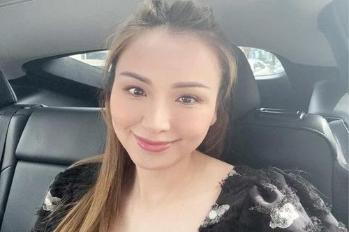 'Bà bầu' Diễm Hương nhập viện, tình trạng sức khỏe hiện tại ra sao?