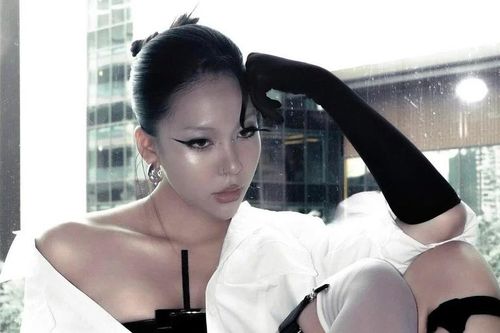 Chân dung hot girl được đồn đoán là bạn gái mới của rapper MCK