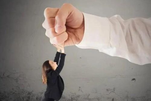 Khi bị bắt nạt hay lừa gạt, đây là 3 chiêu phản công thông minh