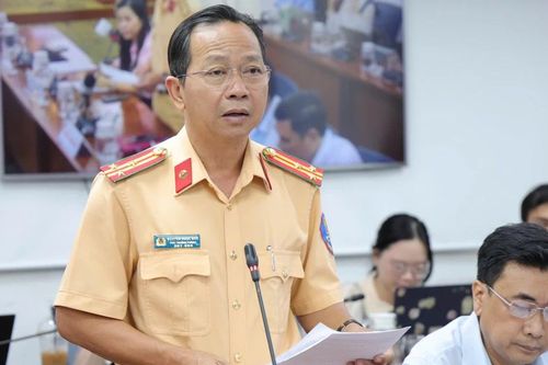 3.500 người điều khiển xe máy leo lề hè bị Công an TPHCM xử phạt