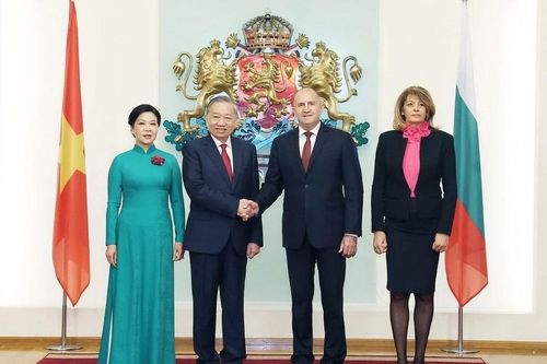 Việt Nam - Bulgaria thiết lập quan hệ Đối tác chiến lược