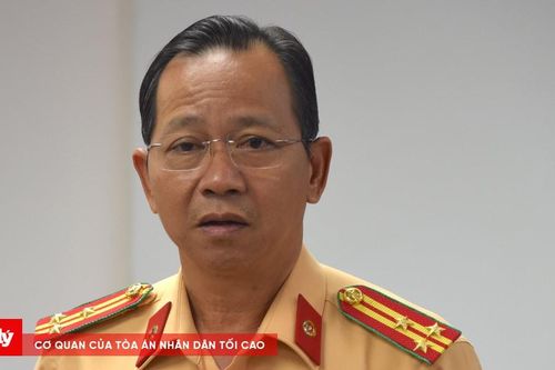 CSGT TP.HCM nói về thực trạng xe máy leo vỉa hè