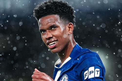 Estevao đi vào lịch sử, Chelsea thắng cực đậm Ajax