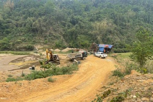 Đấu tranh với tội phạm khai thác cát sỏi trái phép