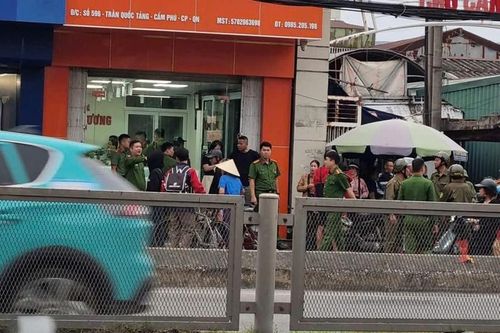 Nam thanh niên cướp nhẫn vàng ra đầu thú