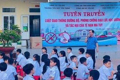 VKSND khu vực 2, tỉnh Ninh Bình phối hợp tuyên truyền giáo dục pháp luật
