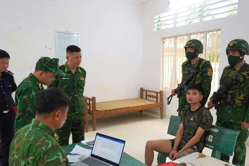 Phát hiện vũ khí trái phép tại Cửa khẩu Mỹ Quý Tây, bắt giữ đối tượng Nguyễn Hoàng Hưng