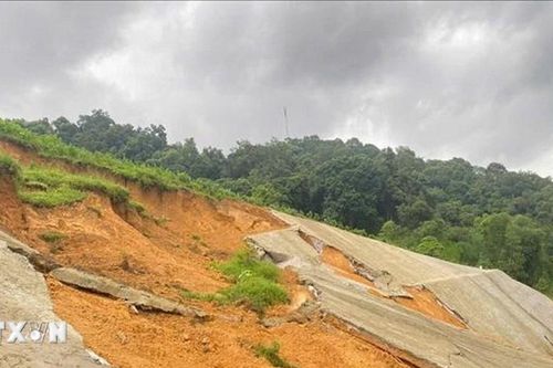 Thanh Hóa: Công bố tình huống khẩn cấp sạt lở đồi đất tại bản Cháo Pi
