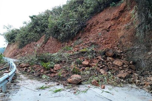 Tìm thấy nạn nhân cuối cùng trong vụ xe bán tải bị vùi lấp ở Lào Cai